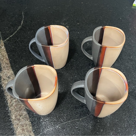 Better Homes and Gardens Stripped Ceramic Painted Coffee Mug - Picture 2 of 6